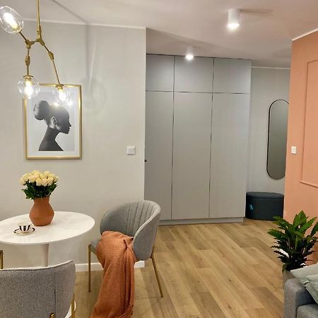 Apartament Prestige /Miejsce Parkingowe Poznań Exterior foto