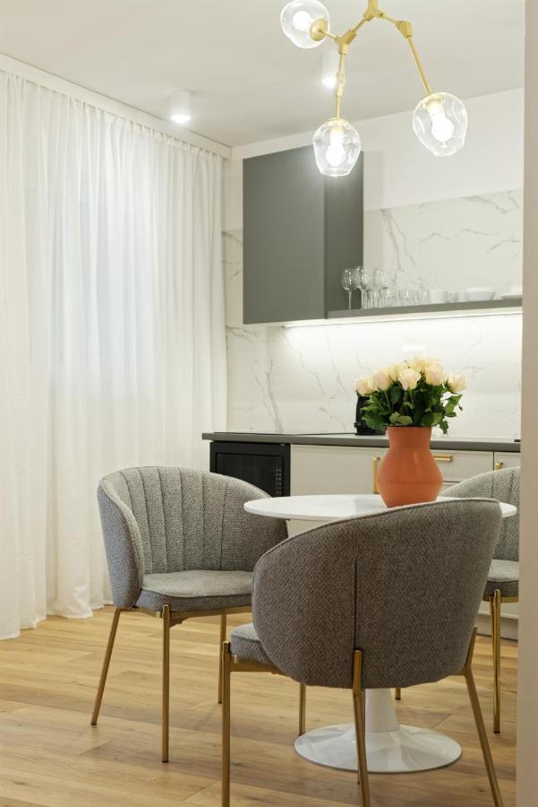 Apartament Prestige /Miejsce Parkingowe Poznań Exterior foto